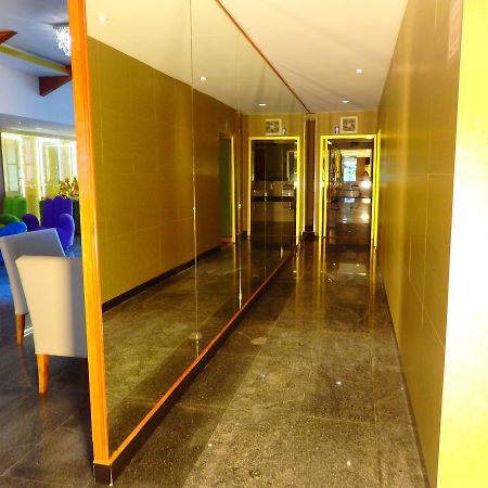 Pohseen Grand Palace Hotel Bangkok Luaran gambar