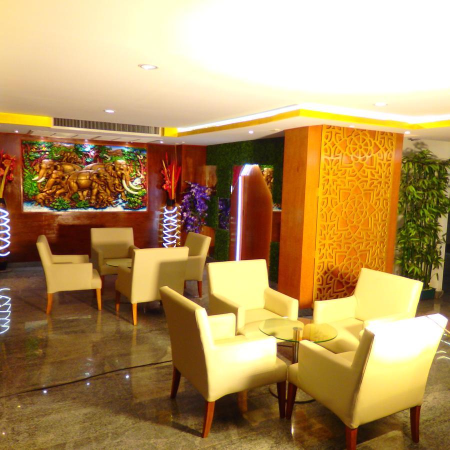 Pohseen Grand Palace Hotel Bangkok Luaran gambar